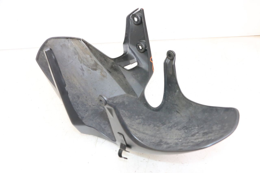 photo de PARAFANGO ANTERIORE SUZUKI GSR 750 (2011 - 2017)