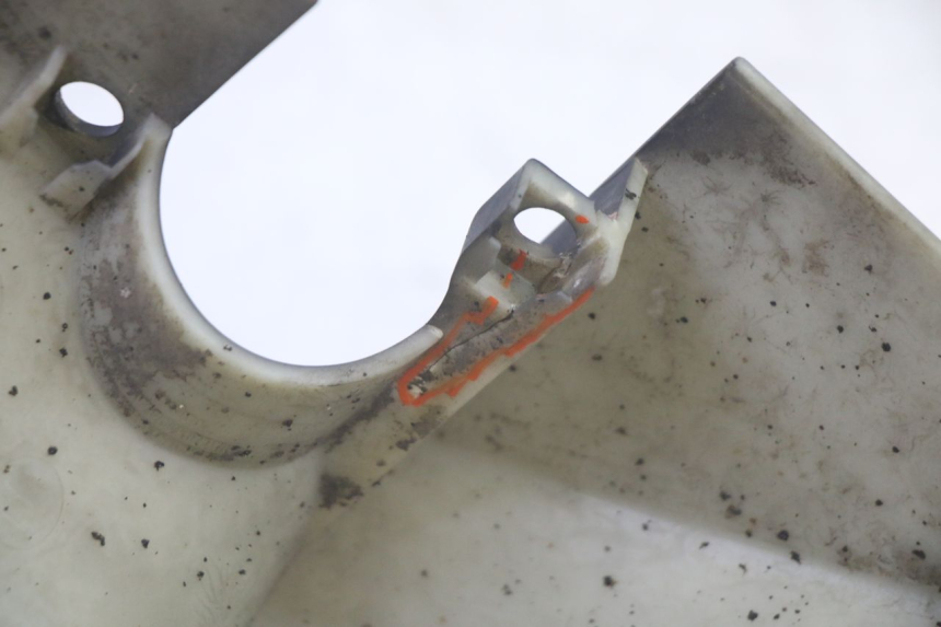 photo de PARAFANGO ANTERIORE PEUGEOT KISBEE 4T 50 (2018 - 2022) - Caratteristiche distintive