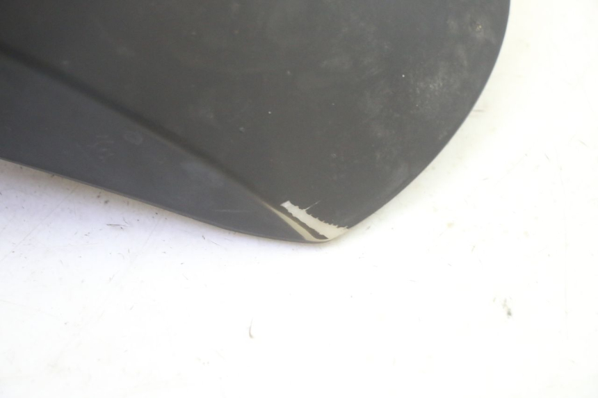 photo de PARAFANGO ANTERIORE PEUGEOT KISBEE 4T 50 (2018 - 2022) - Dettagli dei punti di fissaggio