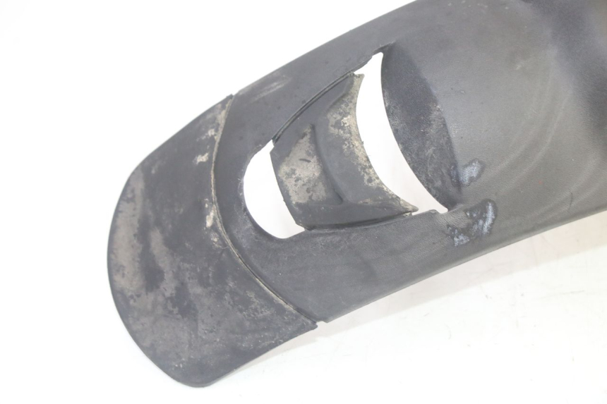 photo de PARAFANGO ANTERIORE PIAGGIO MP3 HPE 350 (2018 - 2020) - Primo piano tecnico