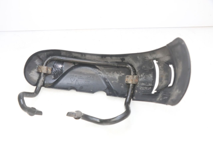 photo de PARAFANGO ANTERIORE PIAGGIO MP3 LT 400 (2007 - 2012)