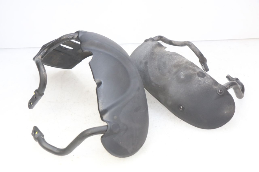 photo de PARAFANGO ANTERIORE PIAGGIO MP3 LT 400 (2007 - 2012)