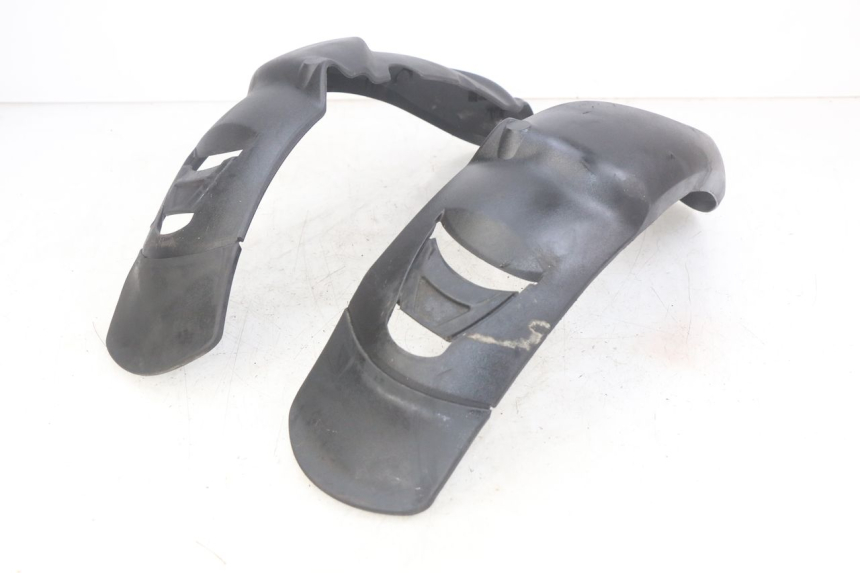 photo de PARAFANGO ANTERIORE PIAGGIO MP3 LT 400 (2007 - 2012)