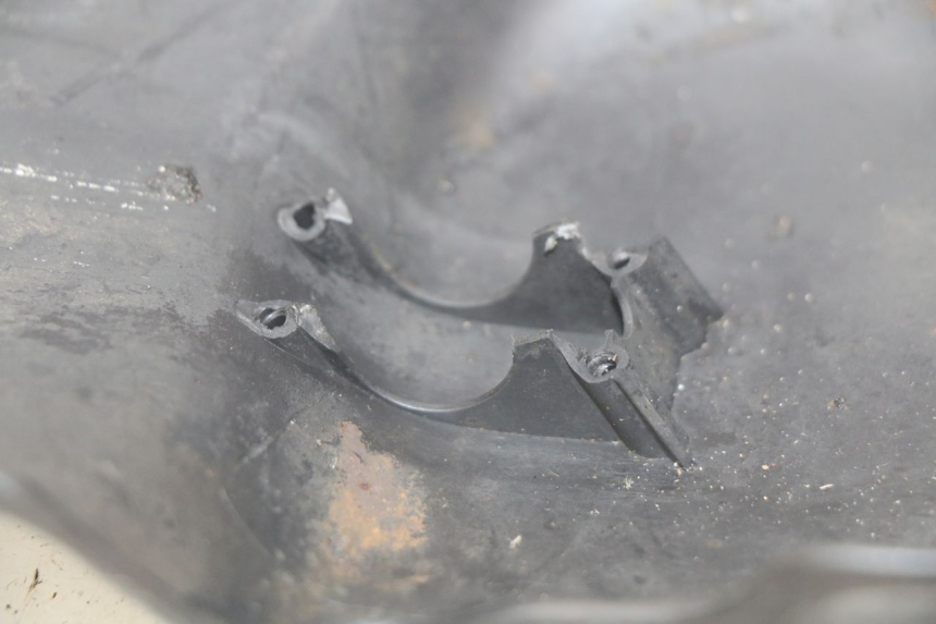 photo de PARAFANGO ANTERIORE PIAGGIO MP3 LT 400 (2007 - 2012)