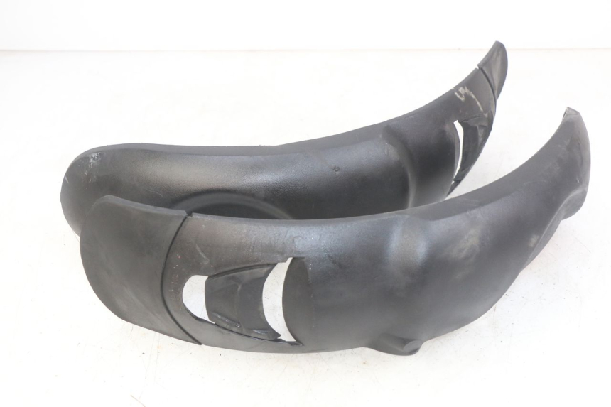 photo de PARAFANGO ANTERIORE PIAGGIO MP3 LT 400 (2007 - 2012)