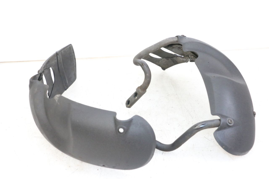 photo de PARAFANGO ANTERIORE PIAGGIO MP3 LT 400 (2007 - 2012)