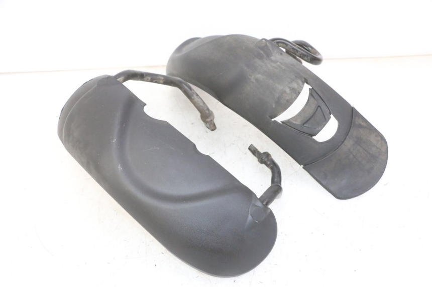 photo de PARAFANGO ANTERIORE PIAGGIO MP3 LT 300 (2010 - 2016)