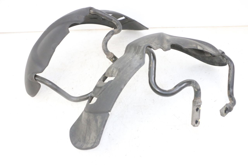 photo de PARAFANGO ANTERIORE PIAGGIO MP3 LT 300 (2010 - 2016)