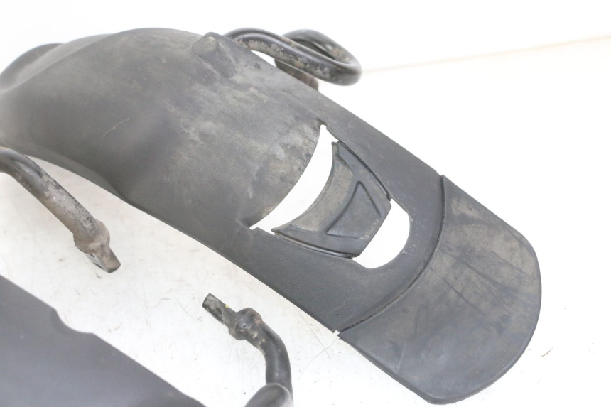 photo de PARAFANGO ANTERIORE PIAGGIO MP3 LT 300 (2010 - 2016)