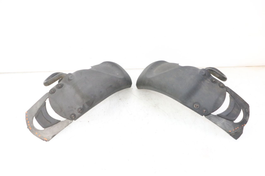 photo de PARAFANGO ANTERIORE PIAGGIO MP3 LT 300 (2010 - 2016)