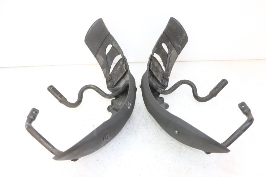 photo de PARAFANGO ANTERIORE PIAGGIO MP3 125 (2006 - 2014)