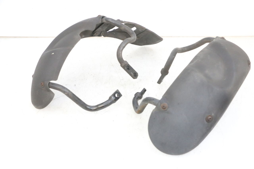 photo de PARAFANGO ANTERIORE PIAGGIO MP3 125 (2006 - 2014)