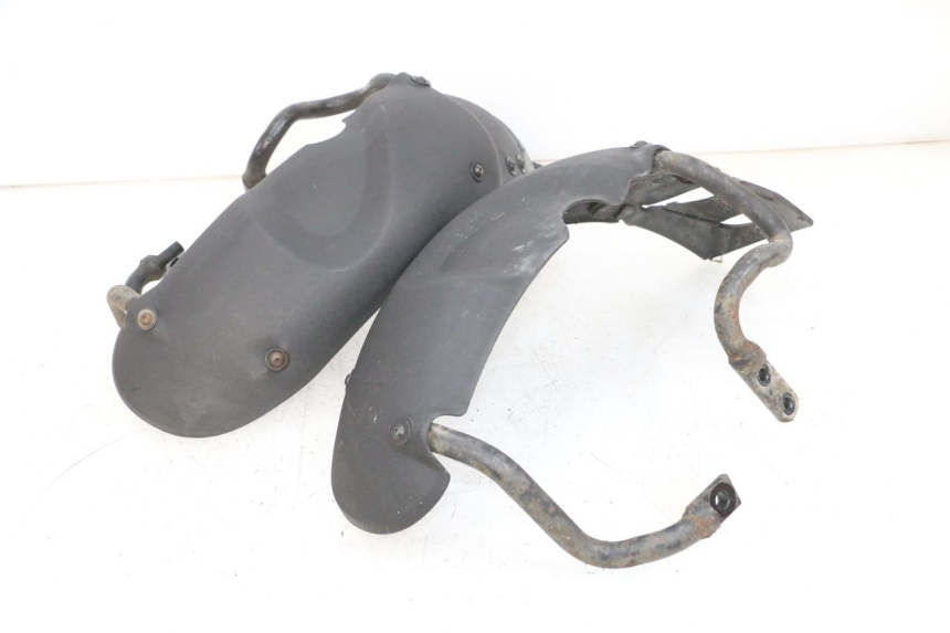 photo de PARAFANGO ANTERIORE PIAGGIO MP3 RL 250 (2007 - 2010) - Altra vista dell'articolo