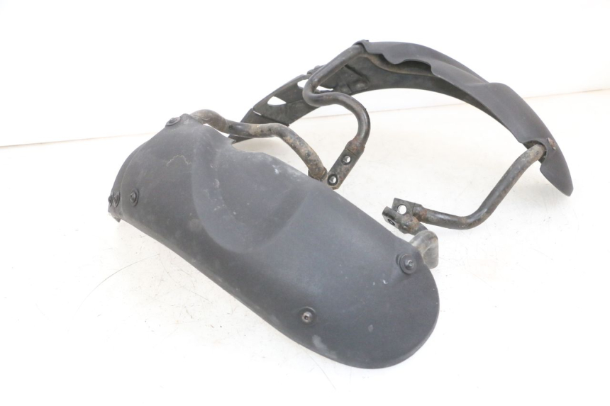 photo de PARAFANGO ANTERIORE PIAGGIO MP3 RL 250 (2007 - 2010) - Dettagli dei punti di fissaggio