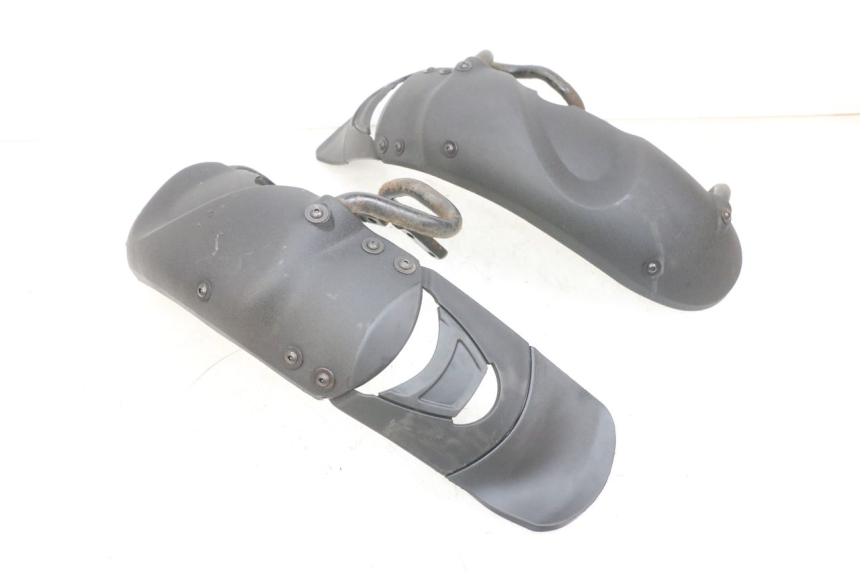 photo de PARAFANGO ANTERIORE PIAGGIO MP3 RL 250 (2007 - 2010) - Marcature e riferimenti originali