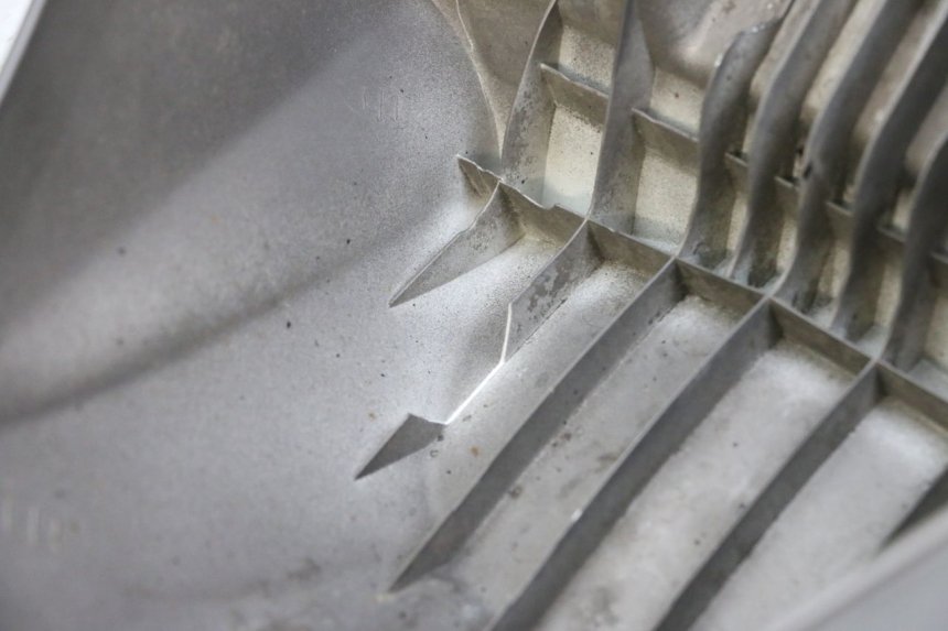 photo de PARAFANGO ANTERIORE YAMAHA NEOS NEO'S 4T 50 (2008 - 2016) - Dettagli dei punti di fissaggio