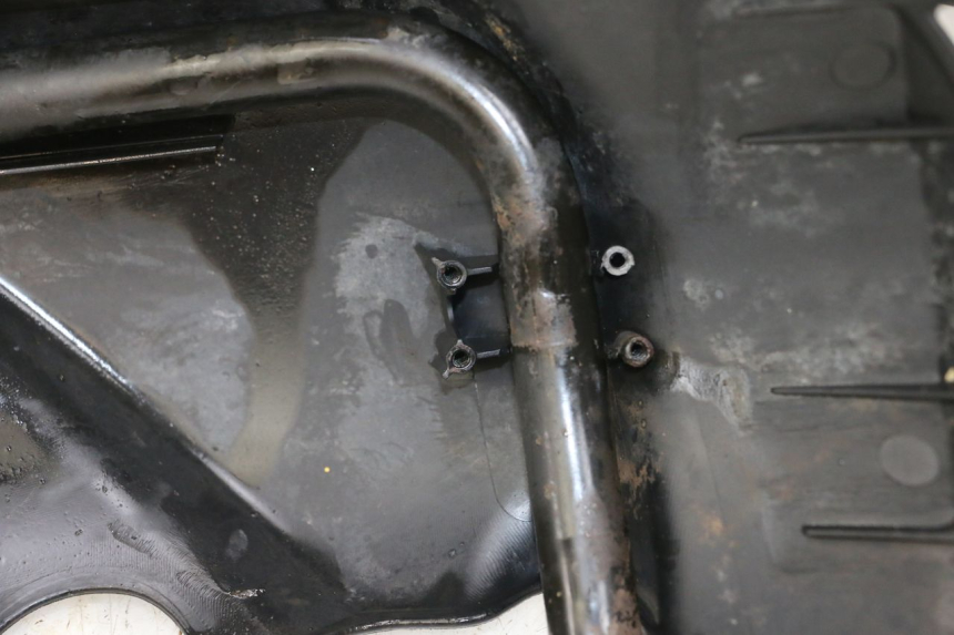 photo de PARAFANGO ANTERIORE PIAGGIO MP3 500 (2011 - 2015)