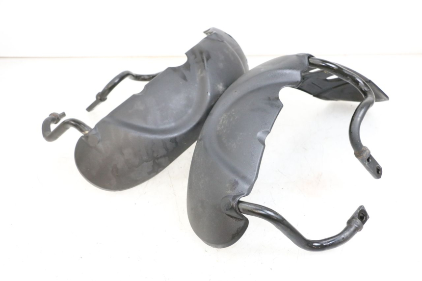 photo de PARAFANGO ANTERIORE PIAGGIO MP3 500 (2011 - 2015)