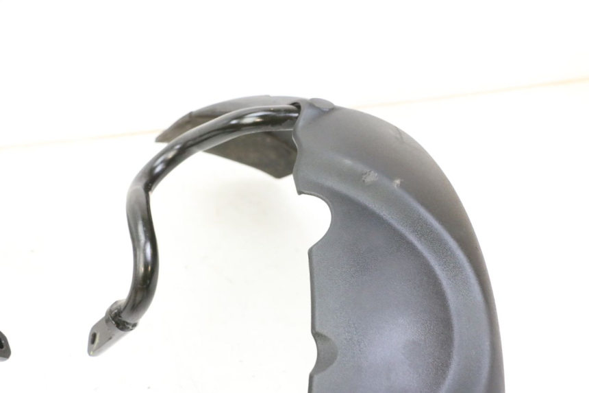photo de PARAFANGO ANTERIORE PIAGGIO MP3 500 (2014 - 2016)