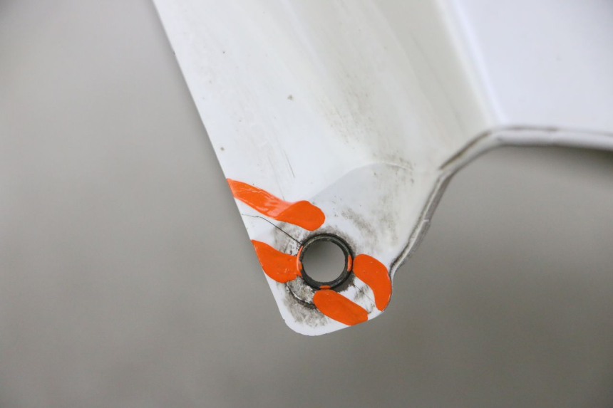 photo de PARAFANGO ANTERIORE PEUGEOT SATELIS 125 (2010 - 2012)