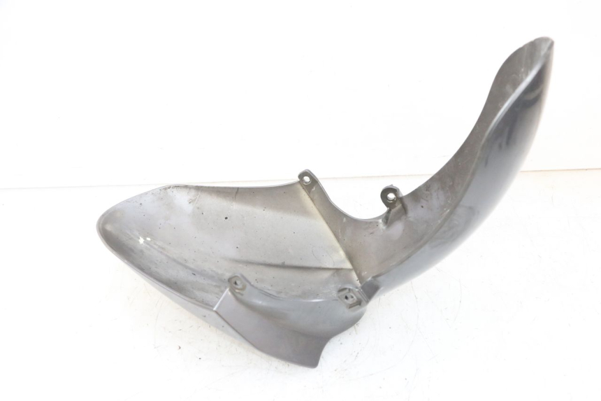 photo de PARAFANGO ANTERIORE PEUGEOT SATELIS 125 (2013 - 2018) - Zoom sullo stato d'uso