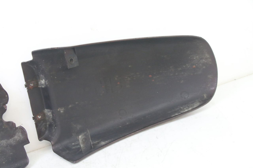 photo de PARAFANGO ANTERIORE APRILIA SCARABEO GT TOURING 125 (1999 - 2005)