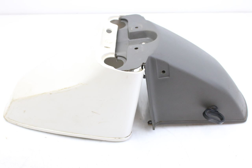 photo de PARAFANGO ANTERIORE SUZUKI CP 80 (1985 - 1996)