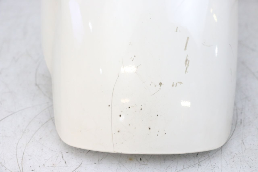 photo de PARAFANGO ANTERIORE PIAGGIO VESPA GTS SUPER IE 125 (2009 - 2016) - Caratteristiche distintive