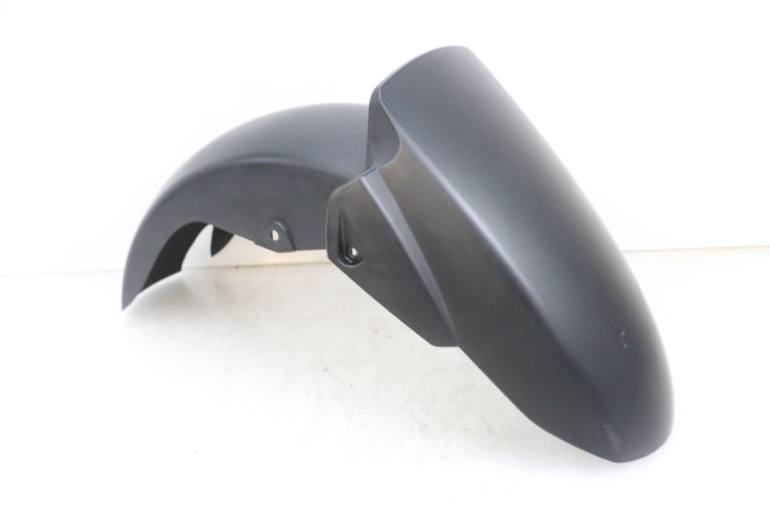 photo de PARAFANGO ANTERIORE YAMAHA XMAX X-MAX 125 (2006 - 2009) - Primo piano tecnico