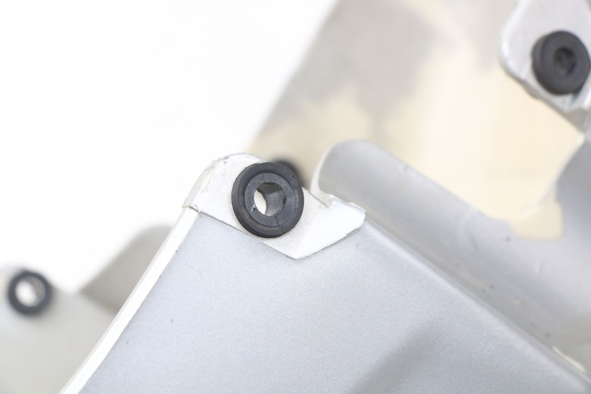 photo de PARAFANGO ANTERIORE PIAGGIO X9 125 (2000 - 2003)