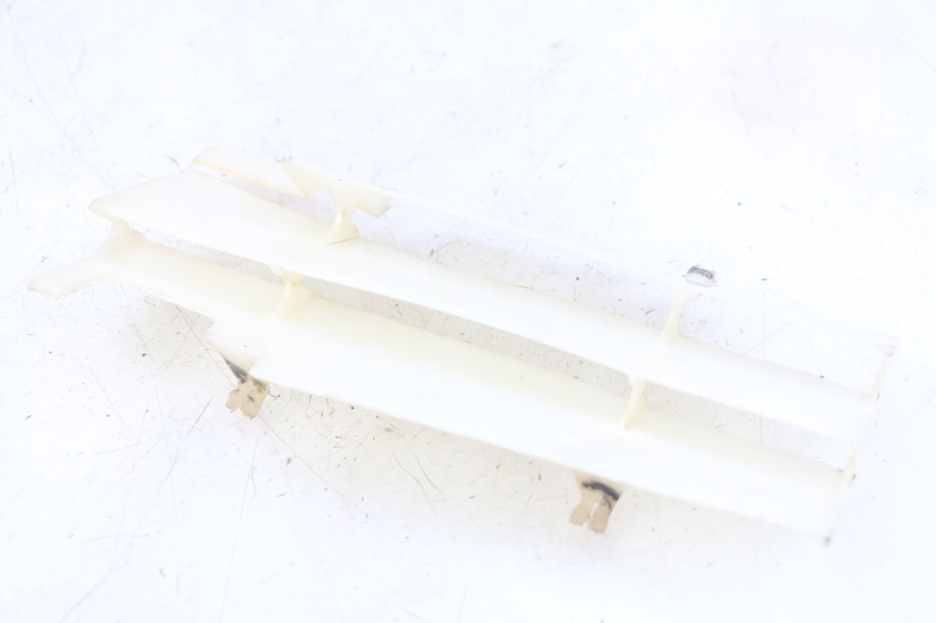 photo de GRIGLIA RADIATORE HONDA CR 80 (2001 - 2003) - Zoom sullo stato d'uso