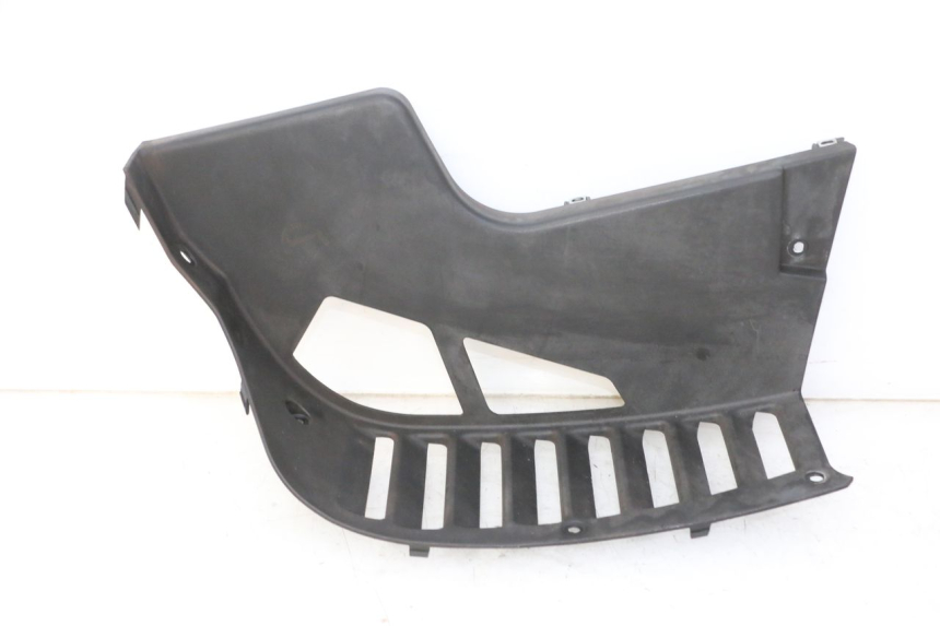 photo de DESTRA GRIGLIA RADIATORE QUADRO 4 4D 350 (2015 - 2018)