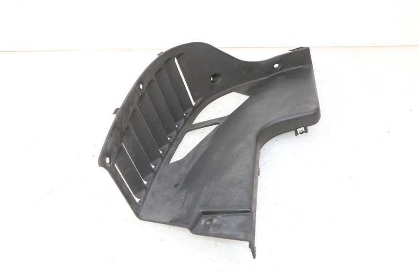 photo de DESTRA GRIGLIA RADIATORE QUADRO 4 4D 350 (2015 - 2018)