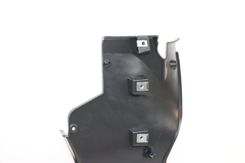 photo de GRIGLIA RADIATORE PIAGGIO MP3 HPE 300 (2019 - 2026) - Zoom sullo stato d'uso