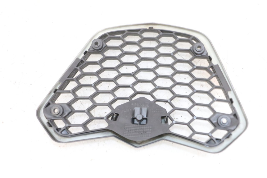 photo de GRIGLIA RADIATORE PIAGGIO MP3 500 (2016 - 2018) - Altra angolazione