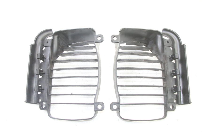 photo de GRIGLIA RADIATORE PIAGGIO VESPA GRANTURISMO 125 (2003 - 2007)