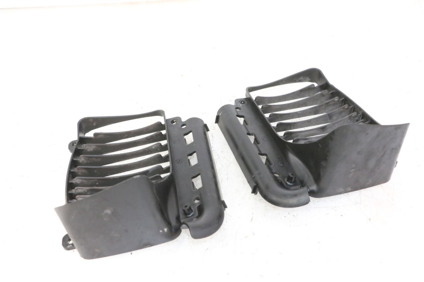 photo de GRIGLIA RADIATORE PIAGGIO VESPA GRANTURISMO 200 (2004 - 2005)