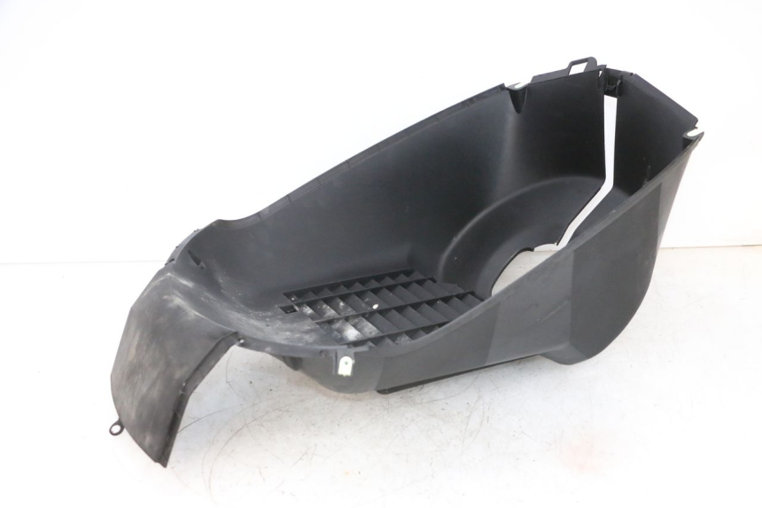 photo de Griglia del radiatore PEUGEOT SATELIS 125 (2013 - 2018) - Stato della superficie e materiale