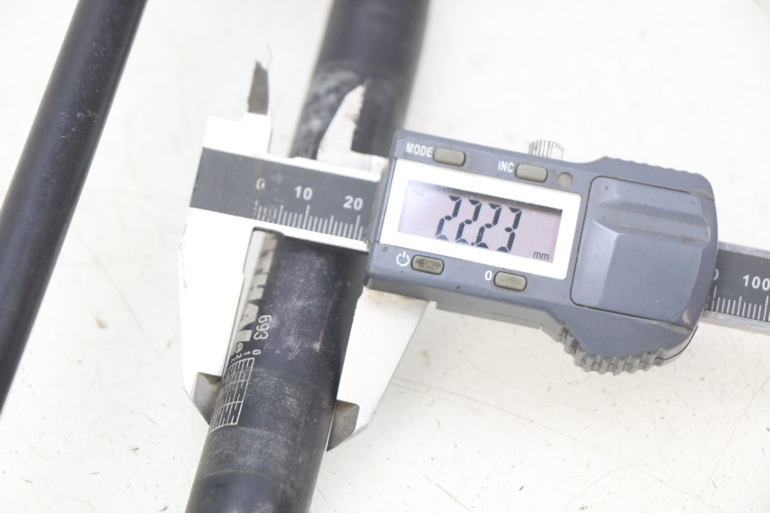 photo de MANUBRIO HONDA CB 500 (1997 - 2003)