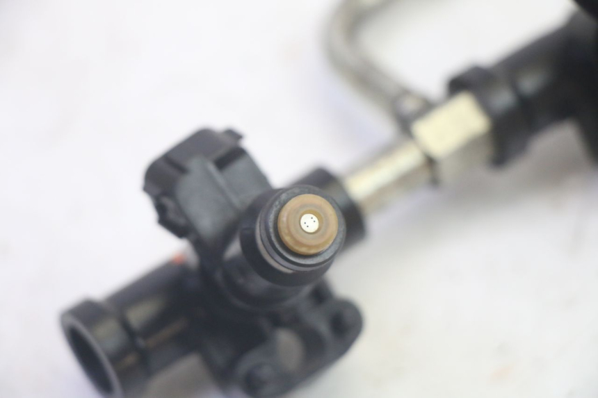 photo de INIETTORE SUZUKI BURGMAN EXECUTIVE ABS 650 (2006 - 2012) - Ricambio usato controllato