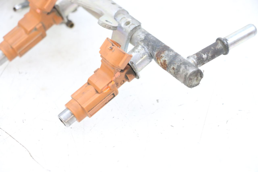 photo de Iniettore YAMAHA FJR ABS 1300 (2006 - 2012) - Dettagli dei punti di fissaggio