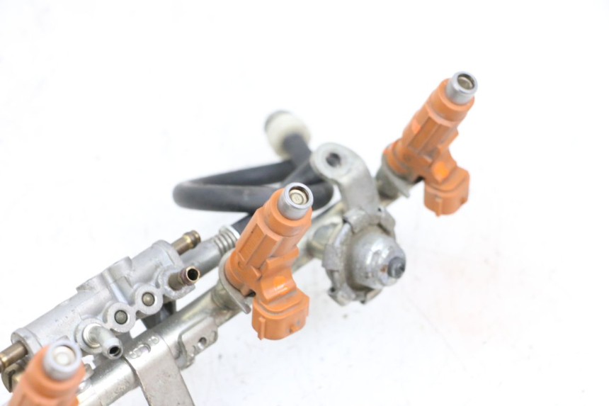 photo de Iniettore YAMAHA FJR ABS 1300 (2006 - 2012) - Zoom sullo stato d'uso