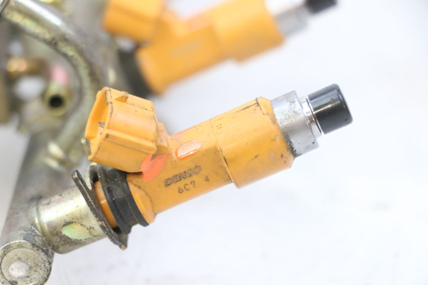 photo de INIETTORE YAMAHA FZ6 N FAZER 600 (2004 - 2006)