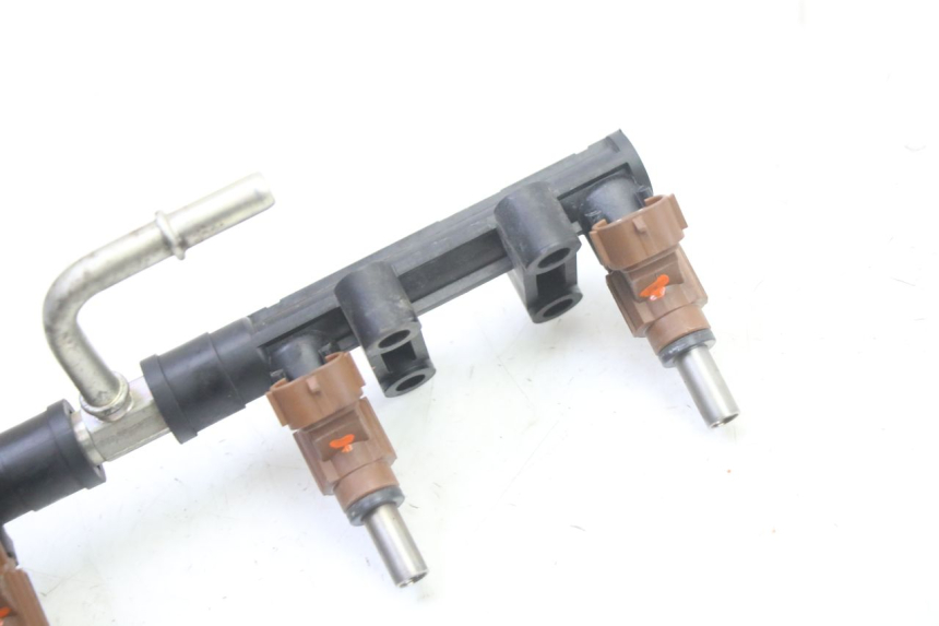 photo de Iniettore SUZUKI GSR 750 (2011 - 2017)