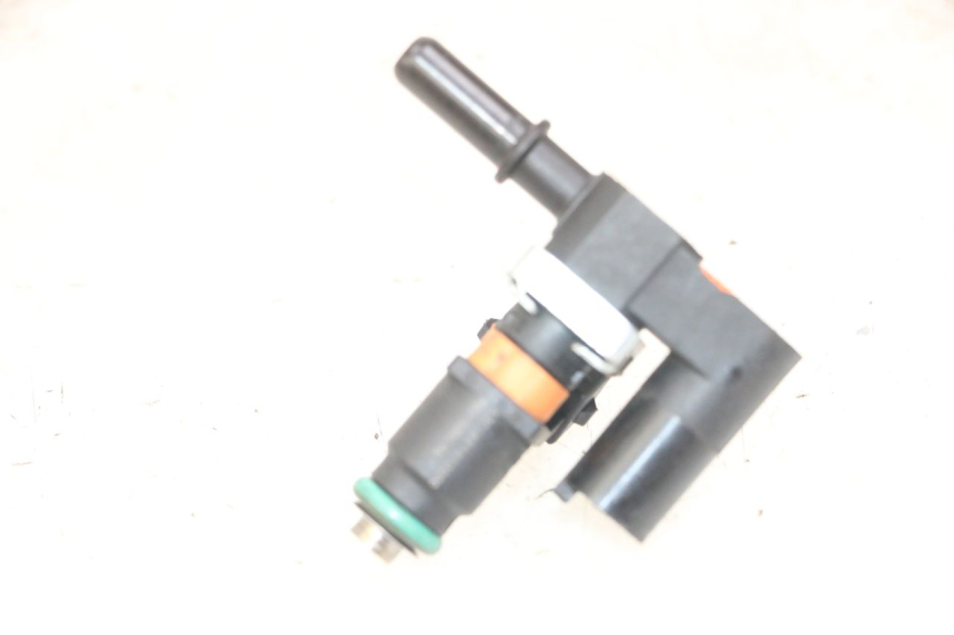 photo de INIETTORE PEUGEOT KISBEE 4T 50 (2018 - 2022)