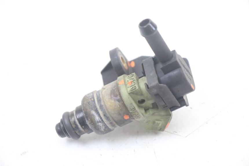 photo de INIETTORE PEUGEOT SATELIS COMPRESSOR K15 125 (2006 - 2009)