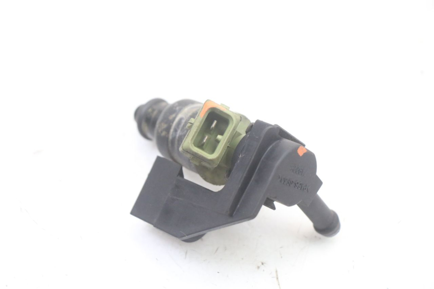 photo de INIETTORE PEUGEOT SATELIS COMPRESSOR K15 125 (2006 - 2009)