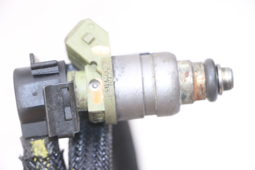 photo de INIETTORE PEUGEOT SATELIS COMPRESSOR K15 125 (2006 - 2009)