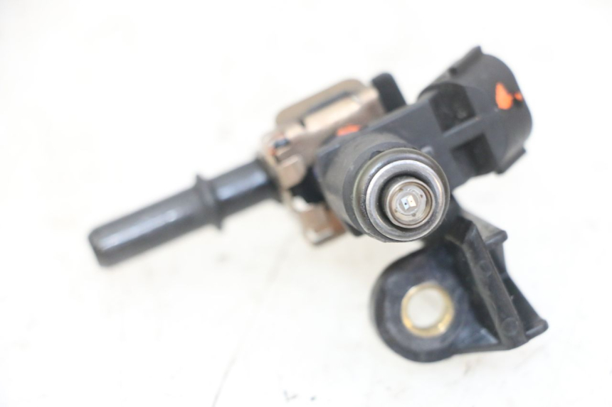 photo de INIETTORE PEUGEOT SATELIS 125 (2013 - 2018)