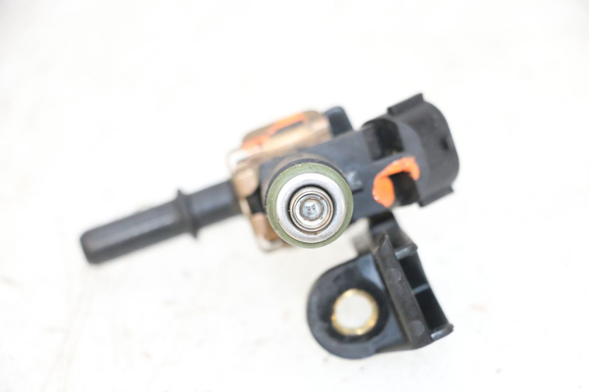 photo de INIETTORE PEUGEOT SATELIS 125 (2013 - 2018) - Zoom sullo stato d'uso